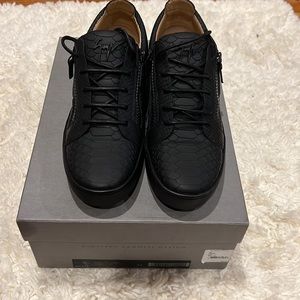 Giuseppe men sneakers